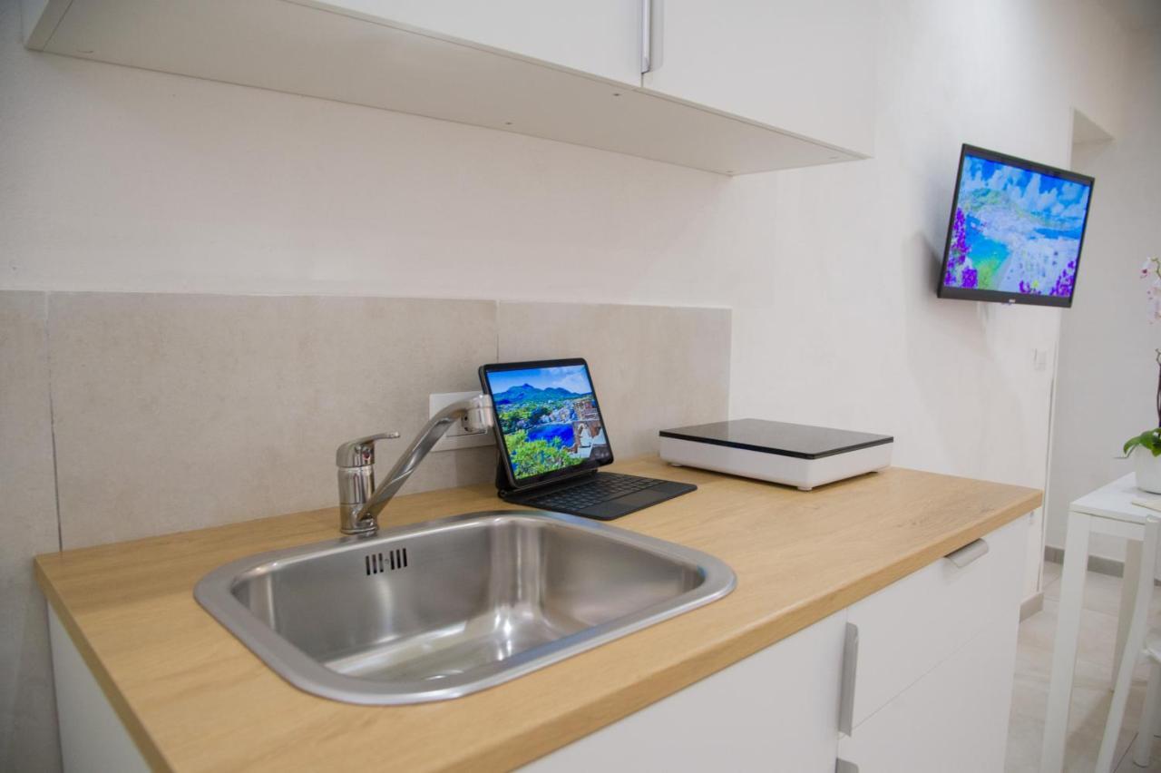 Palazzo Del Golfo Apartment เนเปิลส์ ภายนอก รูปภาพ