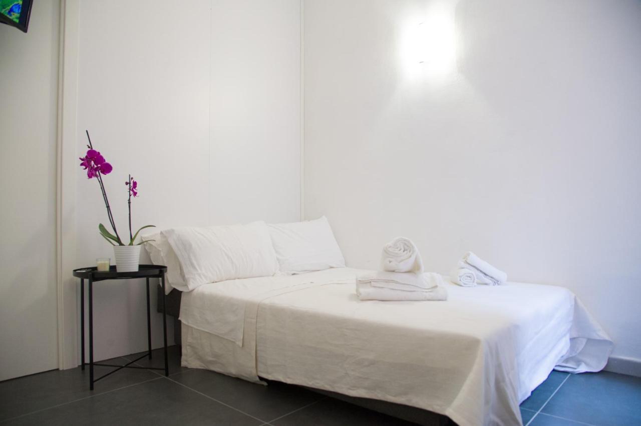 Palazzo Del Golfo Apartment เนเปิลส์ ภายนอก รูปภาพ